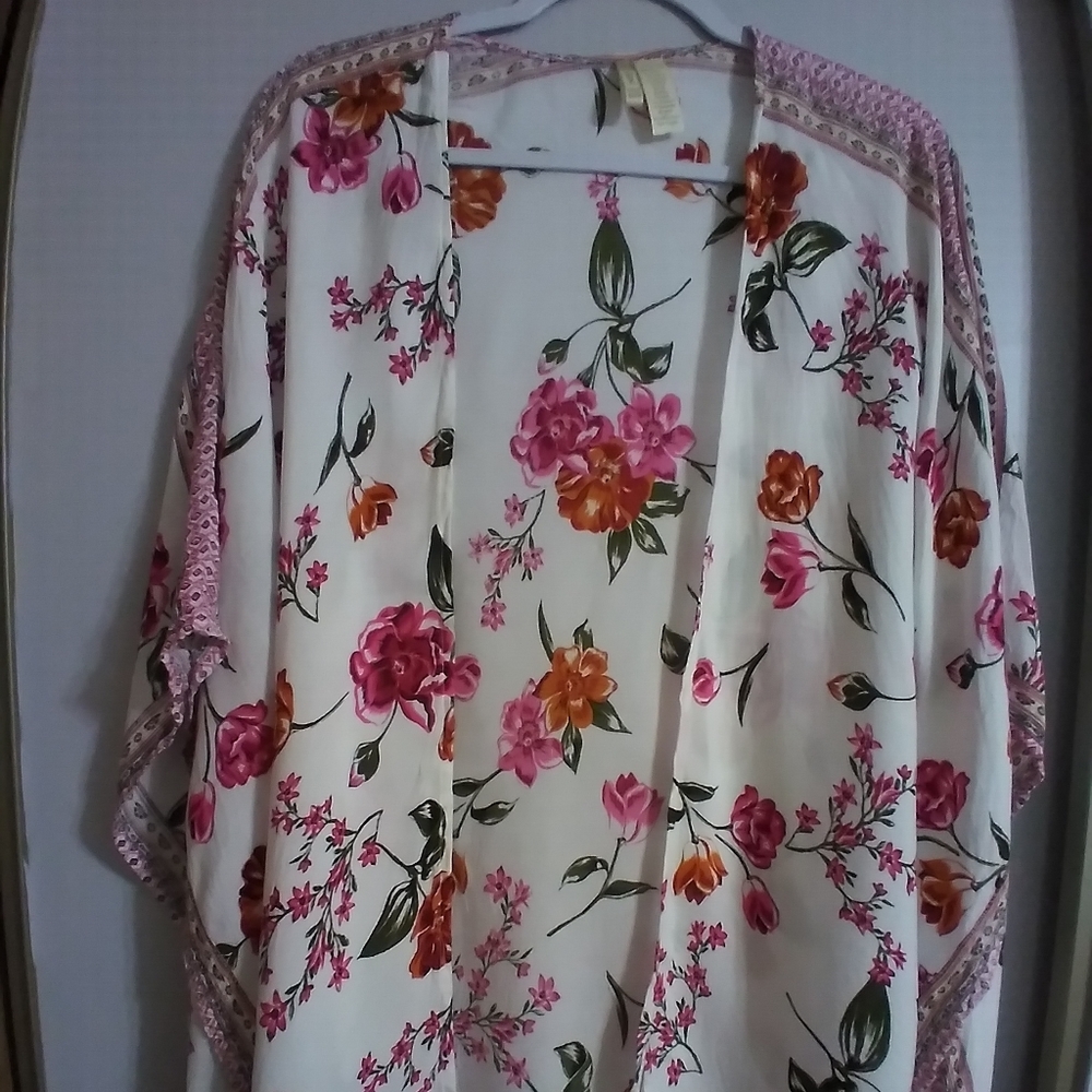 Japna Floral Print OS Kimono Style Wrap